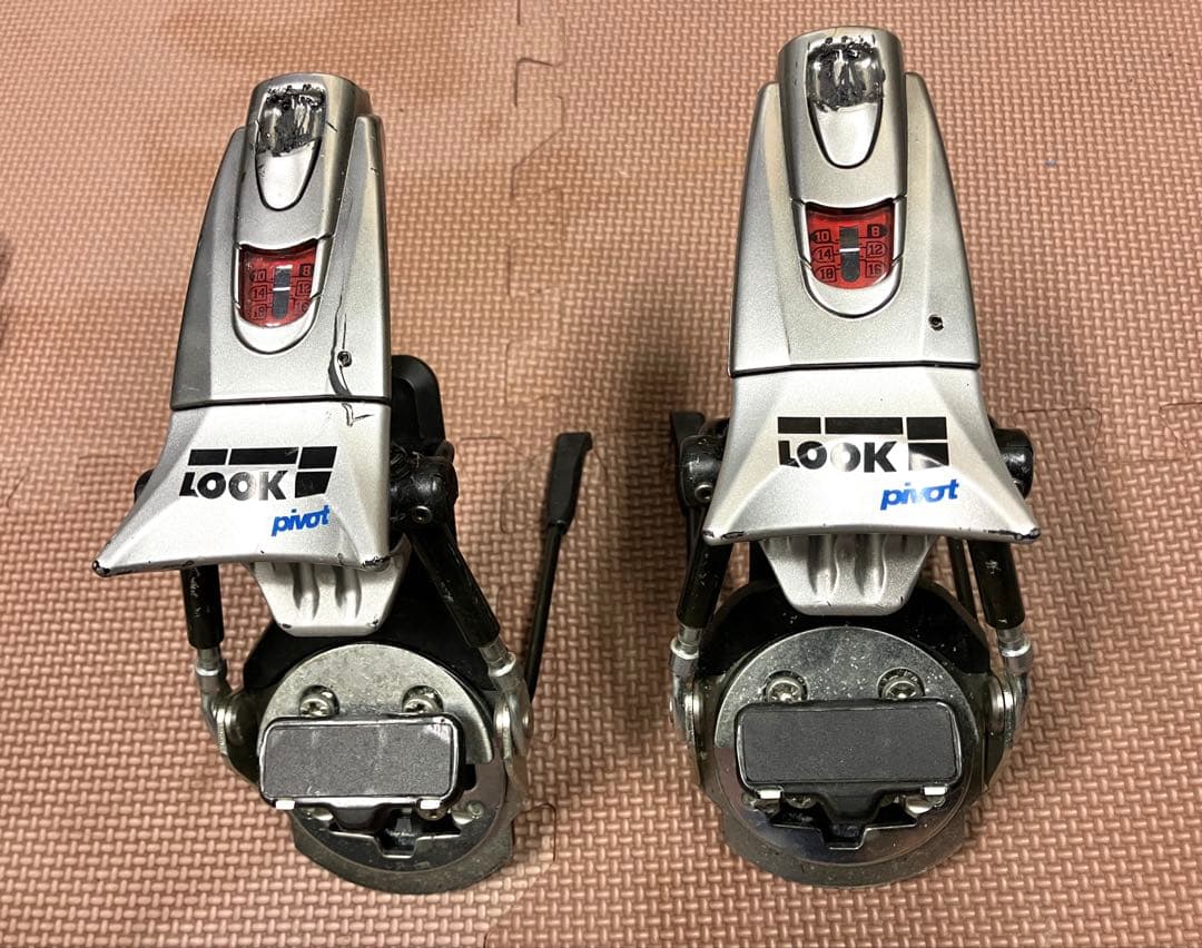 Look pivot18 ターンテーブルビンディング