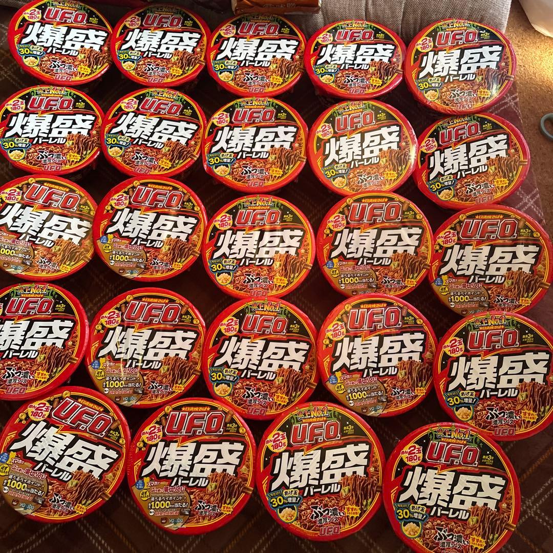 日清 カップヌードルBIG U.F.O.爆盛りバーレル ラ王 7種59食分セット