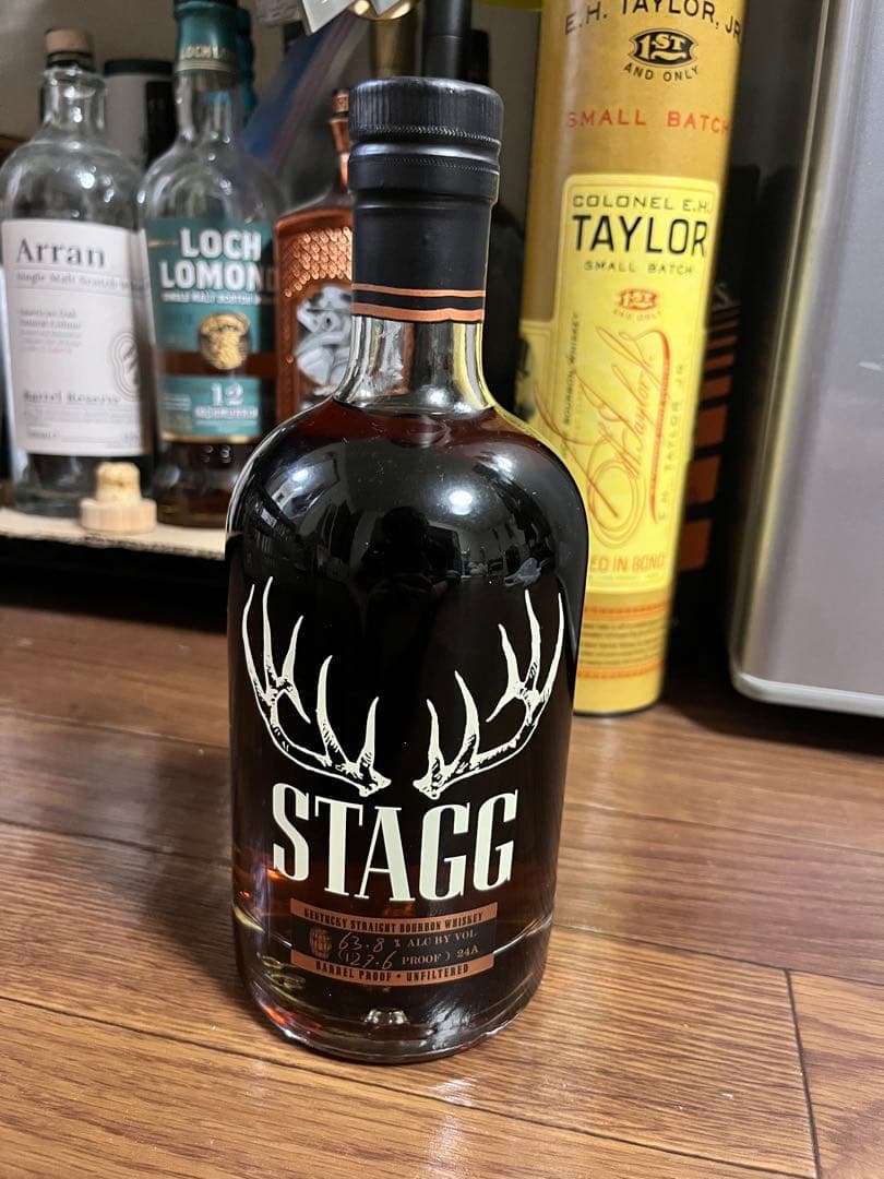 しましま）STAGG バーボンウイスキー スタッグ