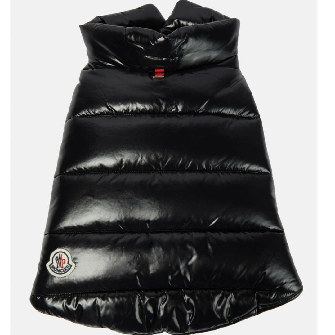 モンクレール ポルド ドッグ クチュール　犬用ダウンベスト　犬服　黒　サイズ3