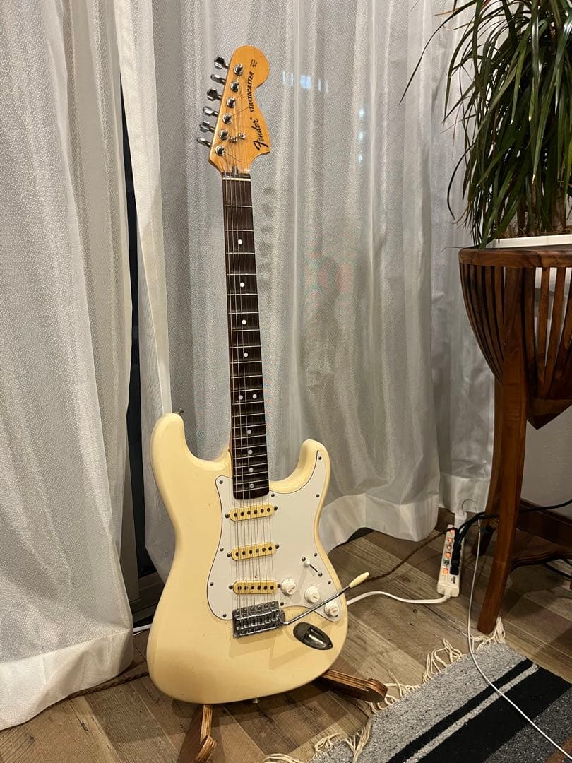Fender Stratocaster アイボリー　日本製