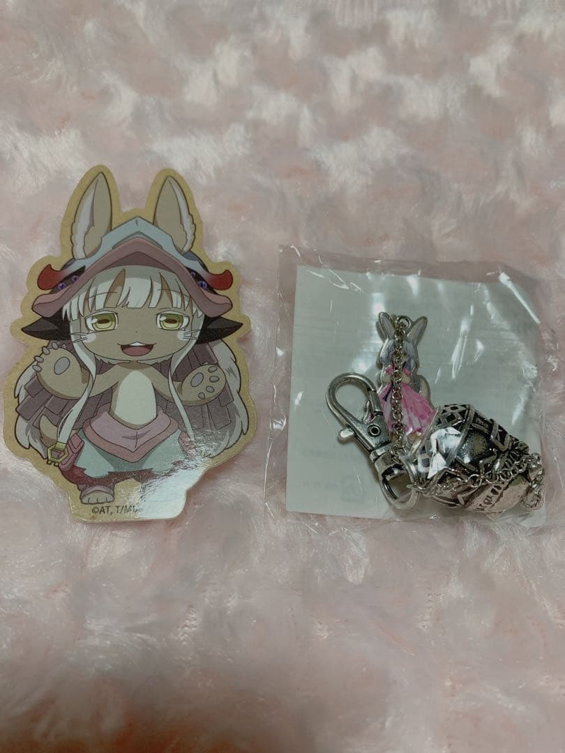 ナナチ メイドインアビス フィルムコンサート メタルチャーム&ステッカー