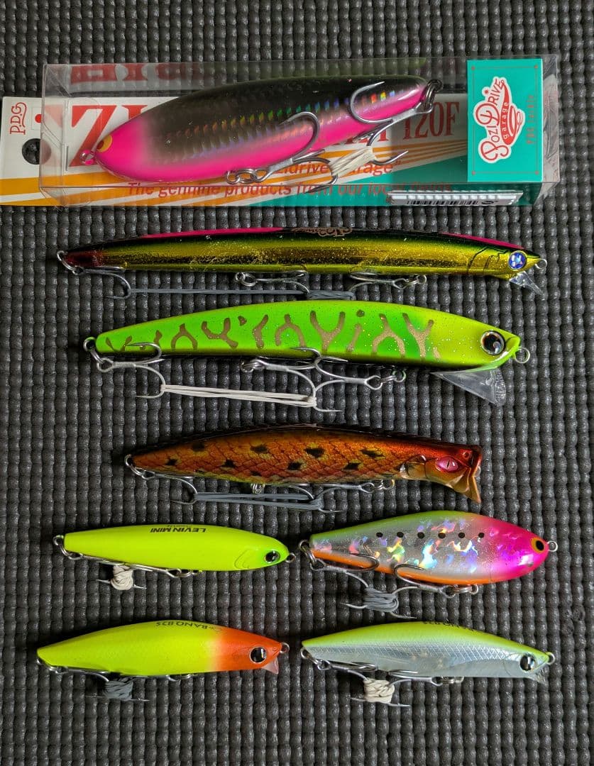 お買い得　シーバスルアーセット