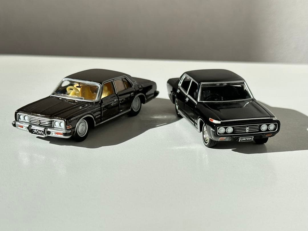 トミカリミテッド　クラウン2台セット ブラウン ブラックMS60・80