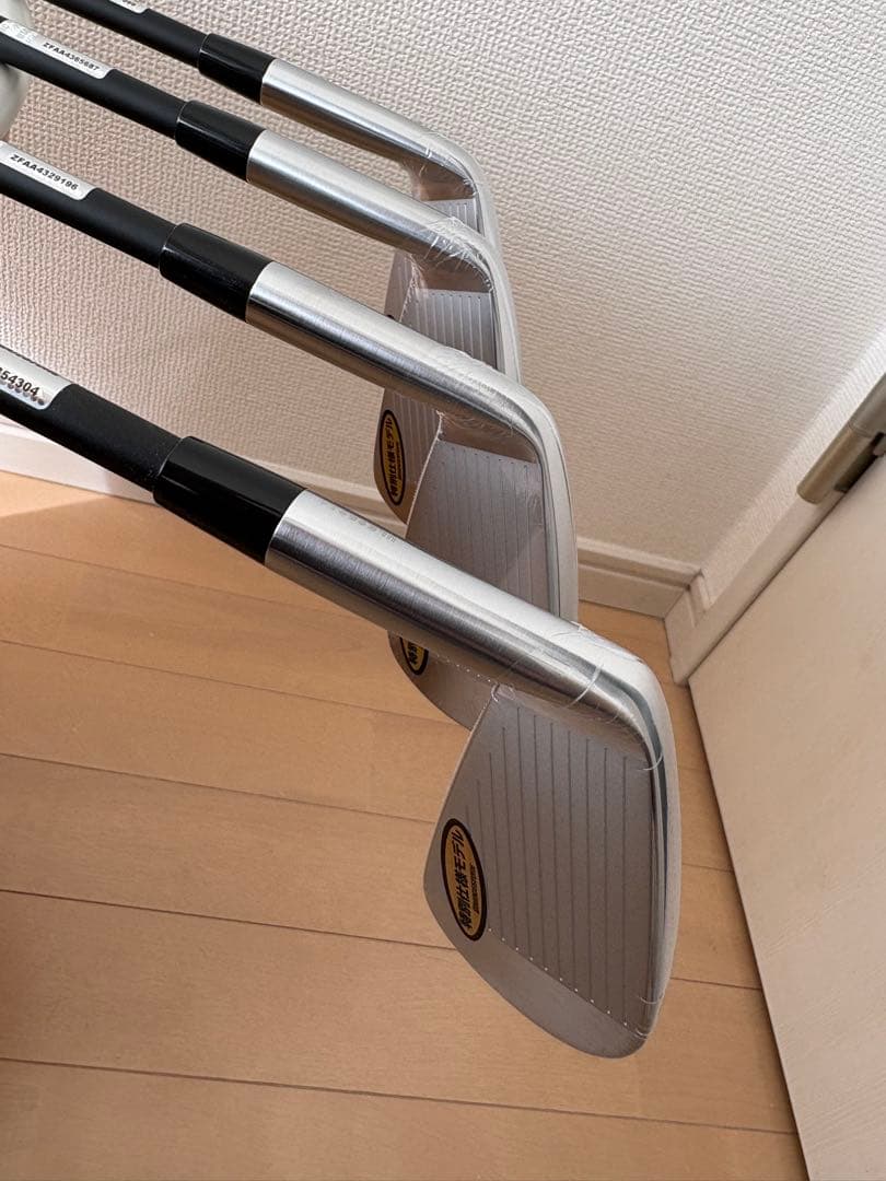 【新品未使用】ブリジストン 258CBP 7〜PW 4本 Travil 95S