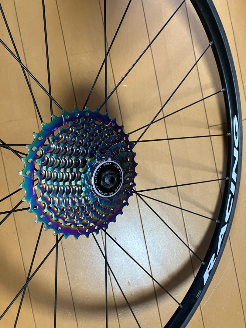 MAVIC AKSIUM RACE（シマノフリー11速）