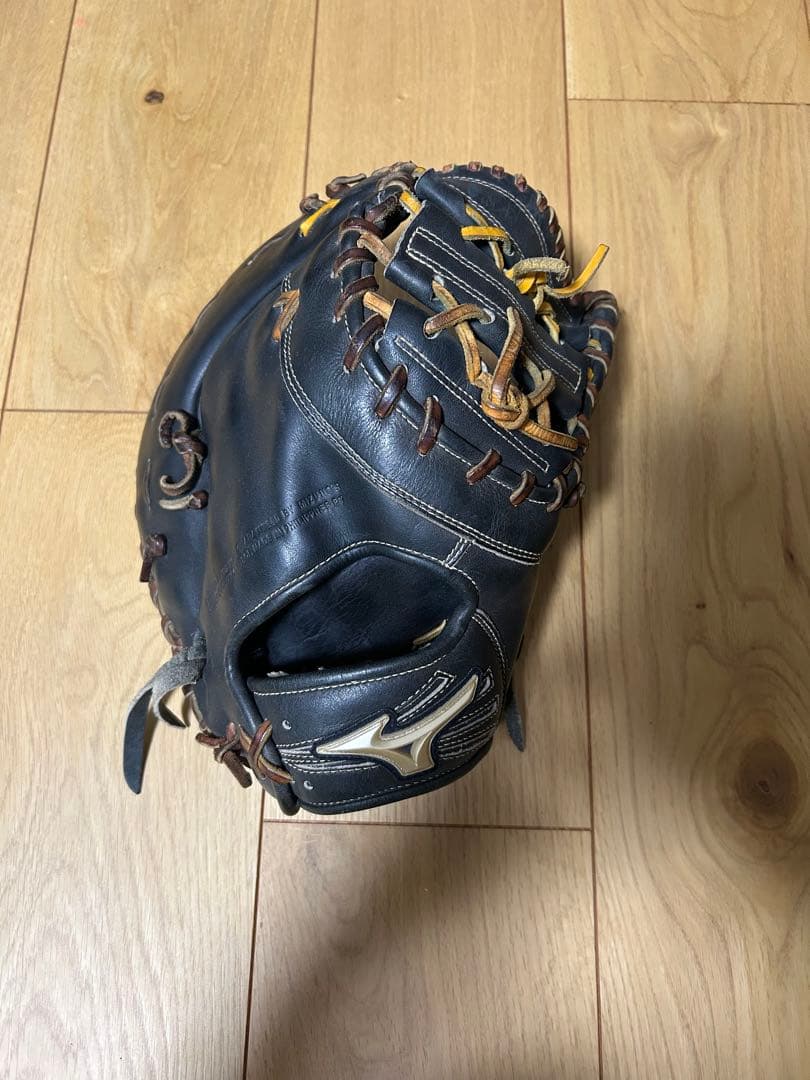 ミズノ　グローバルエリート　軟式用 右利き用　ファーストミット