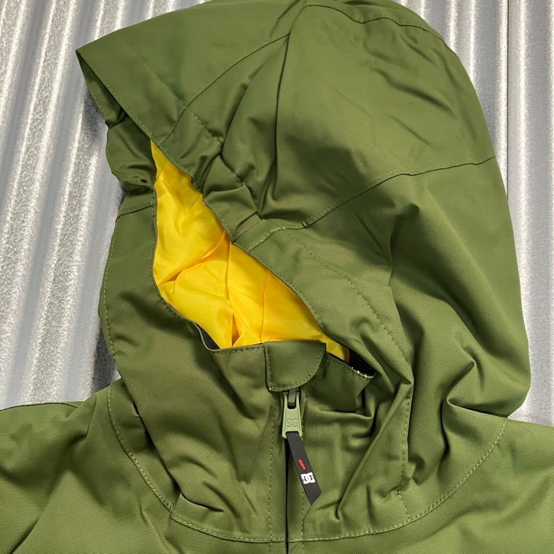 未使用　DC スノボウェア　スキーウェア　子供用　キッズ　上下　150cm