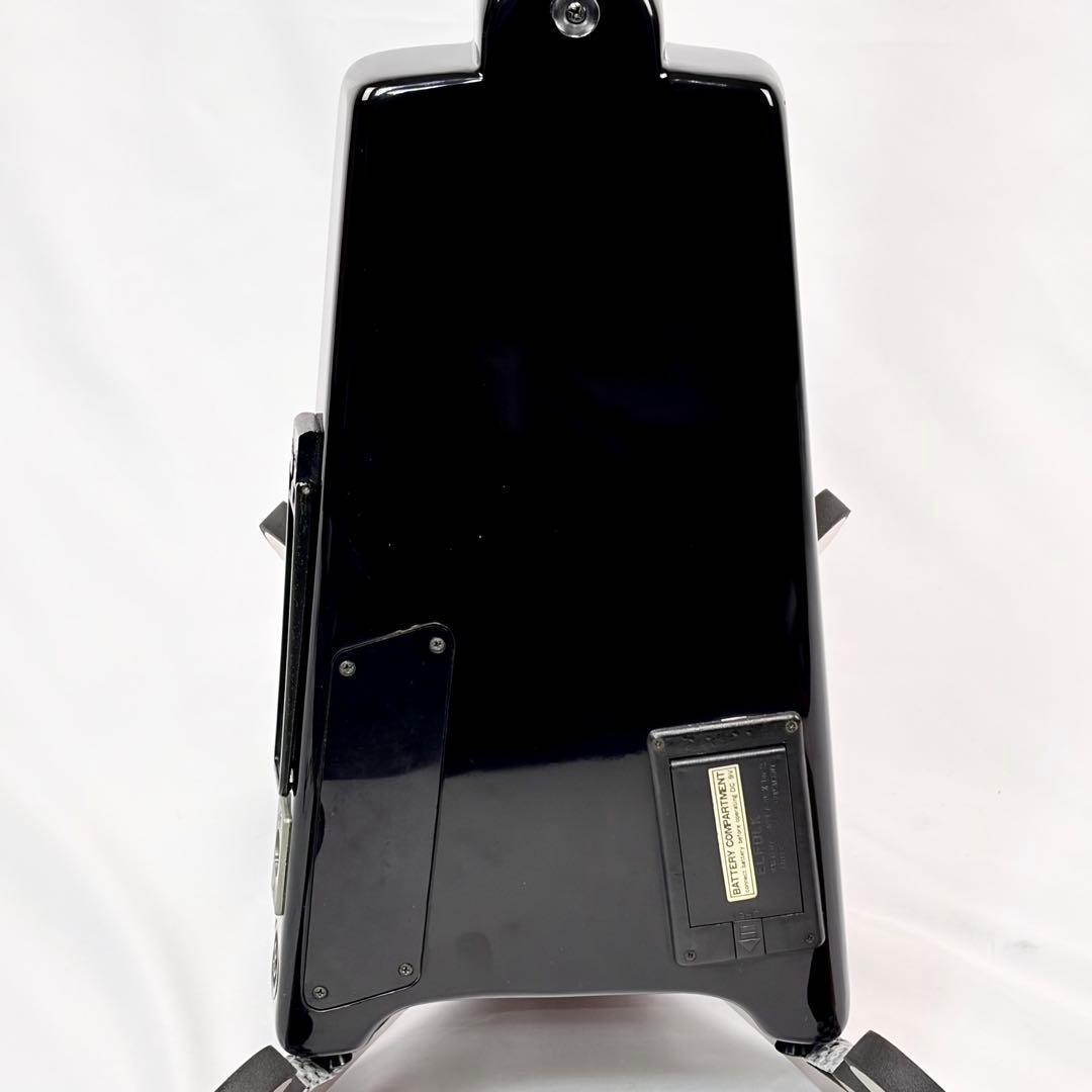 Hohner ヘッドレスベース B2A select製 EMG ピックアップ