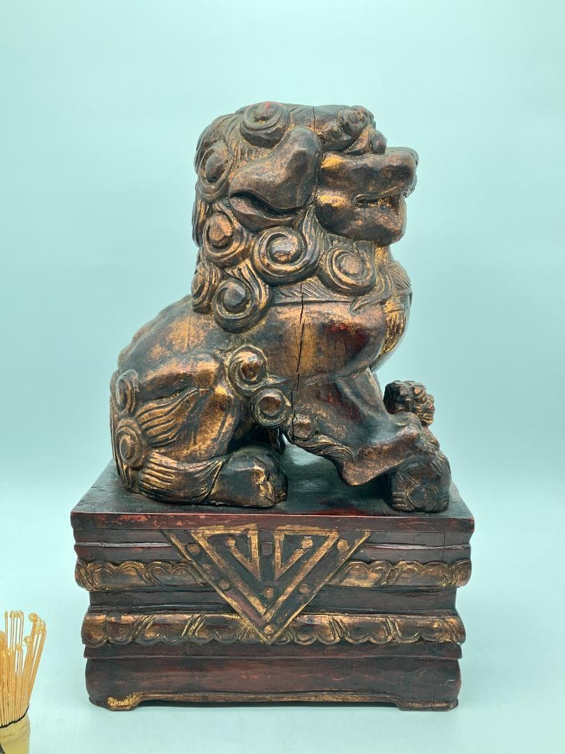 時代木製獅子　狛犬　一対　高さ：約４４ｃｍ　木彫り