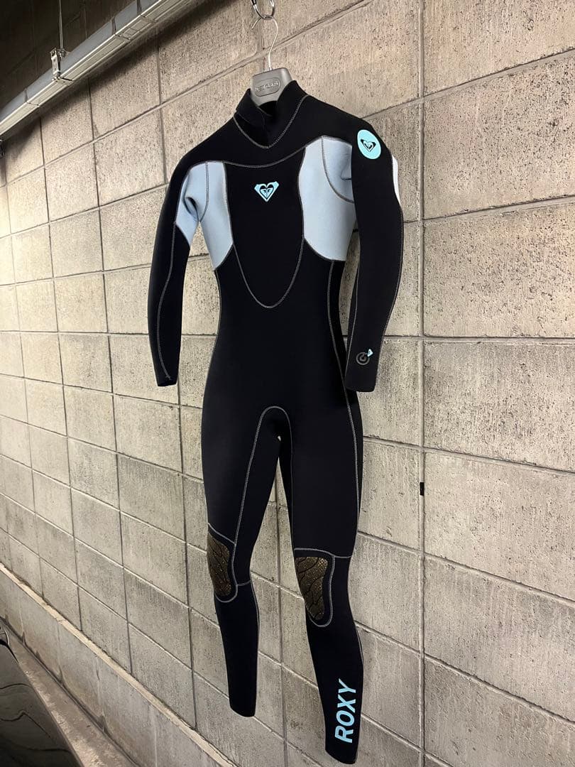 ロキシー　フルスーツ3ミリ