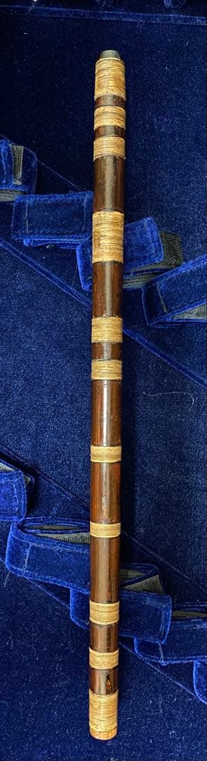 【極美品】篠笛 八本調子 （ドレミ調）眞風（しんぷう） 燻し煤竹
