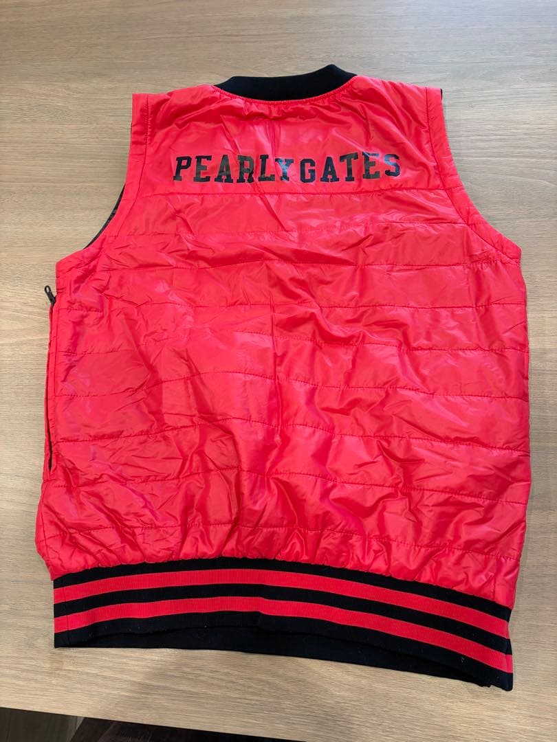 パーリーゲイツRady トップス 89 赤腕がファスナーで取れベストにも