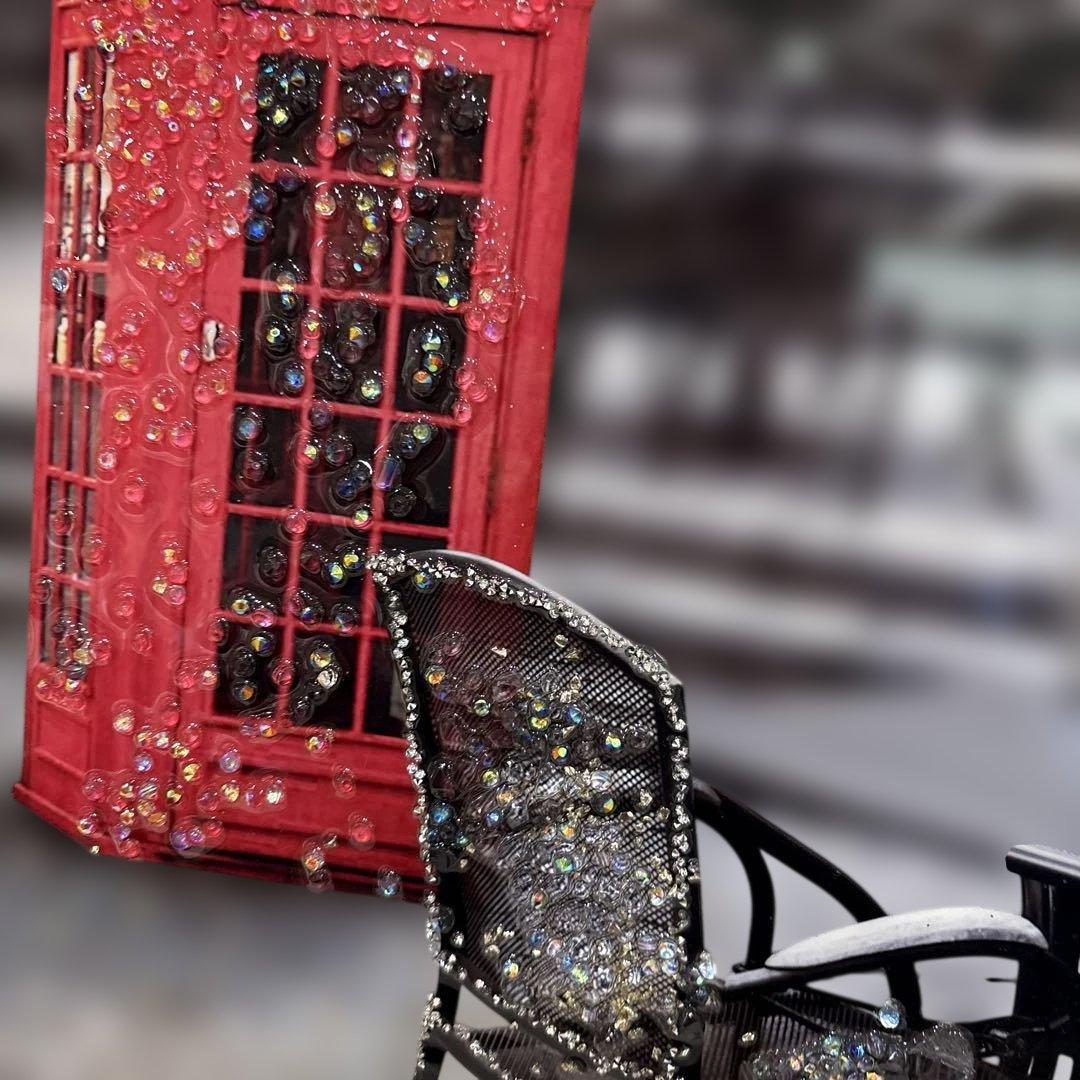 ロンドン橋と赤い電話ボックスのアート　キラキラアート