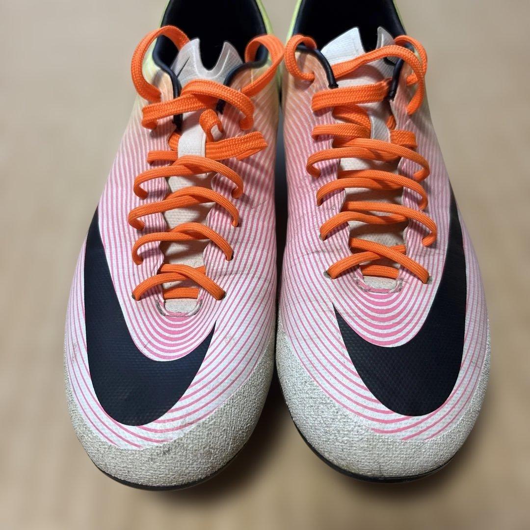 NIKE マーキュリアル