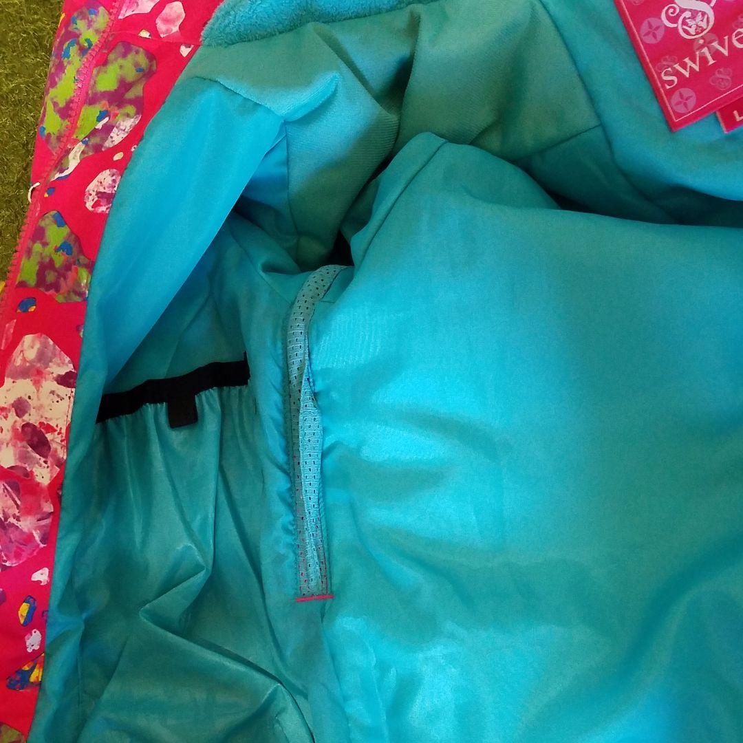 swivelのスノーウェア。スノーボード、スキー