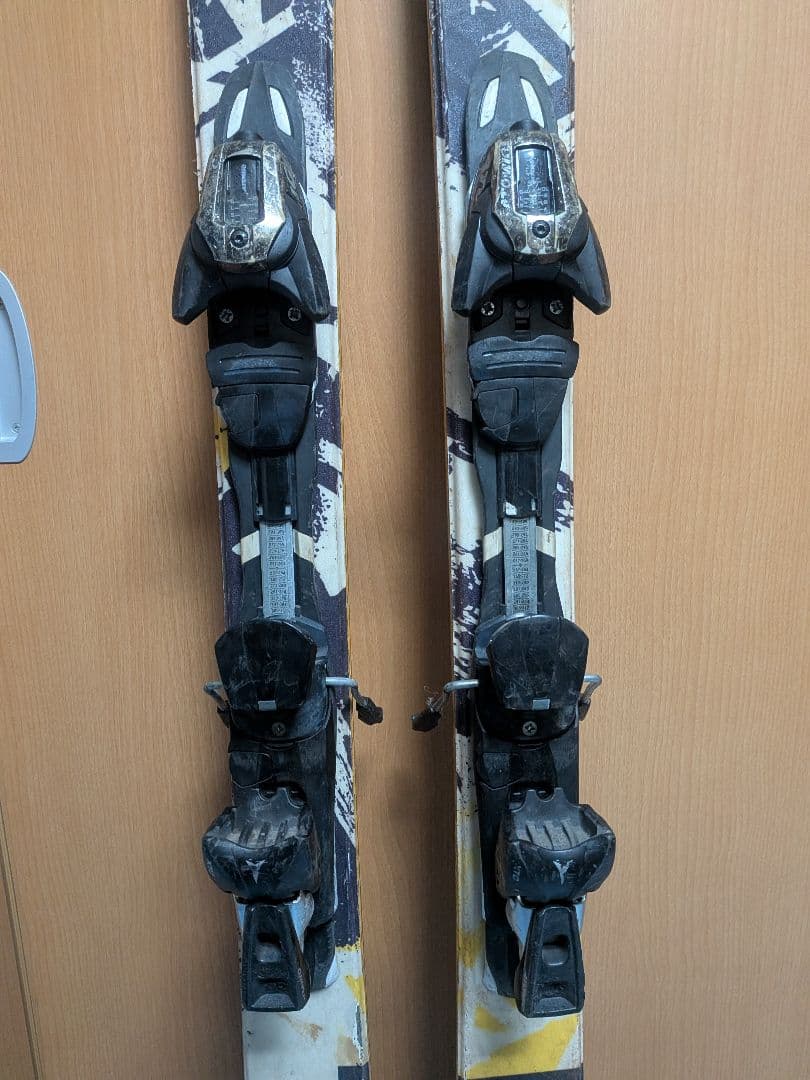 スキー ATOMIC VANTAGE V8 RIVAL 165cm R15m