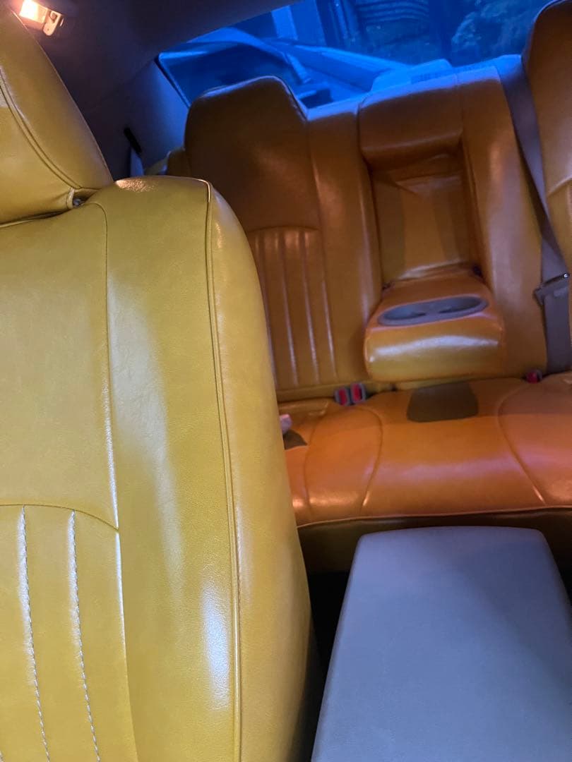 クライスラー300C HEMI5.7ℓ車検令和8年6月迄