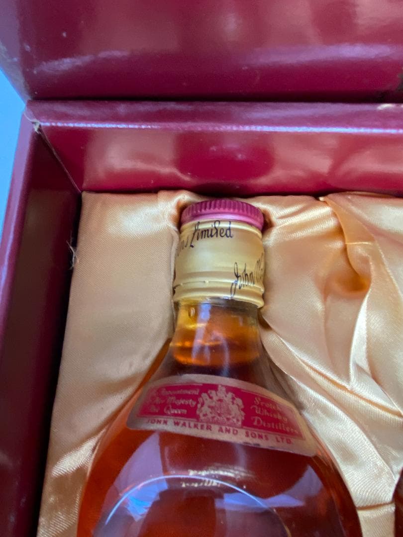 ジョニーウォーカー ブラック 特級 古酒 レッド特級 m030