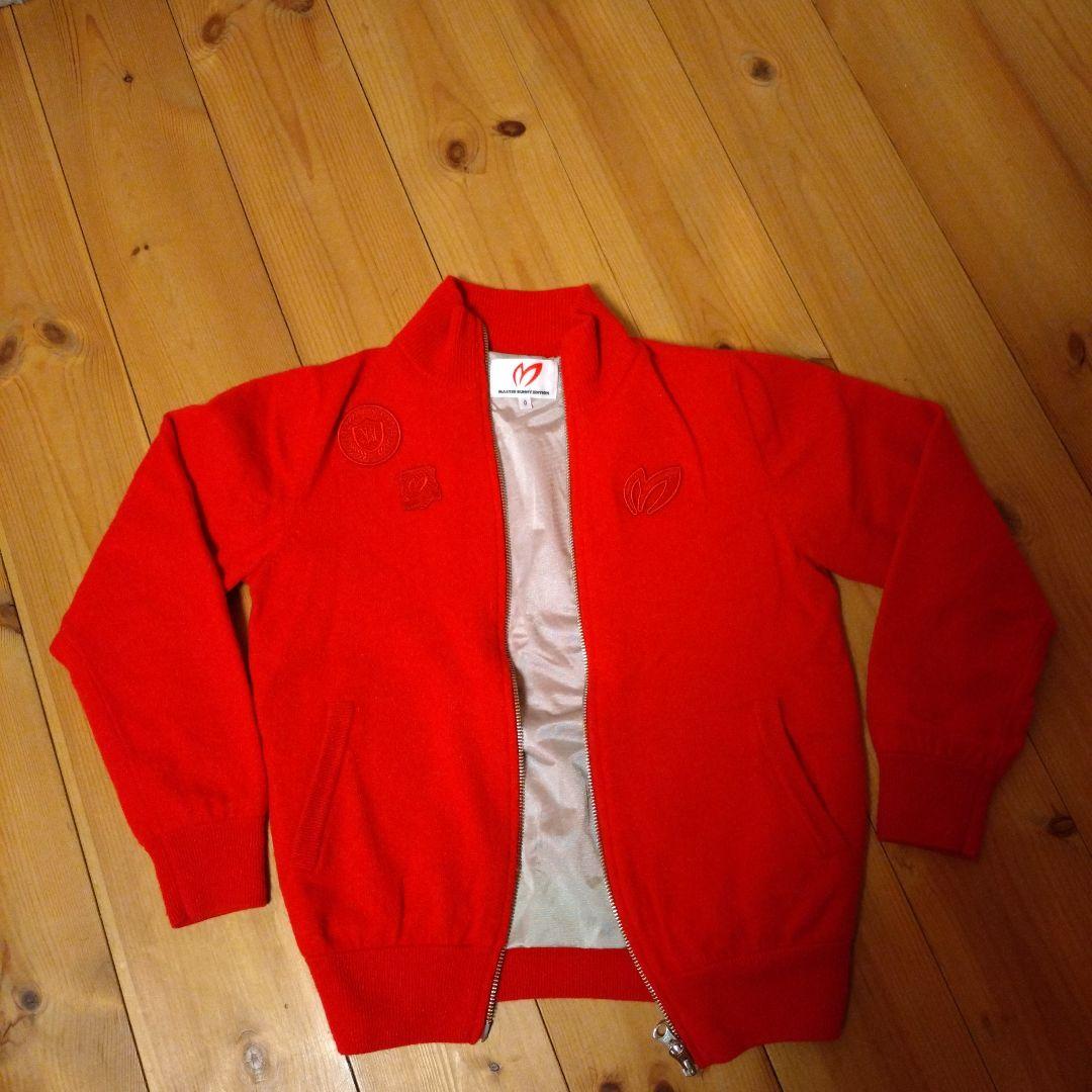 赤 ジップアップセーター