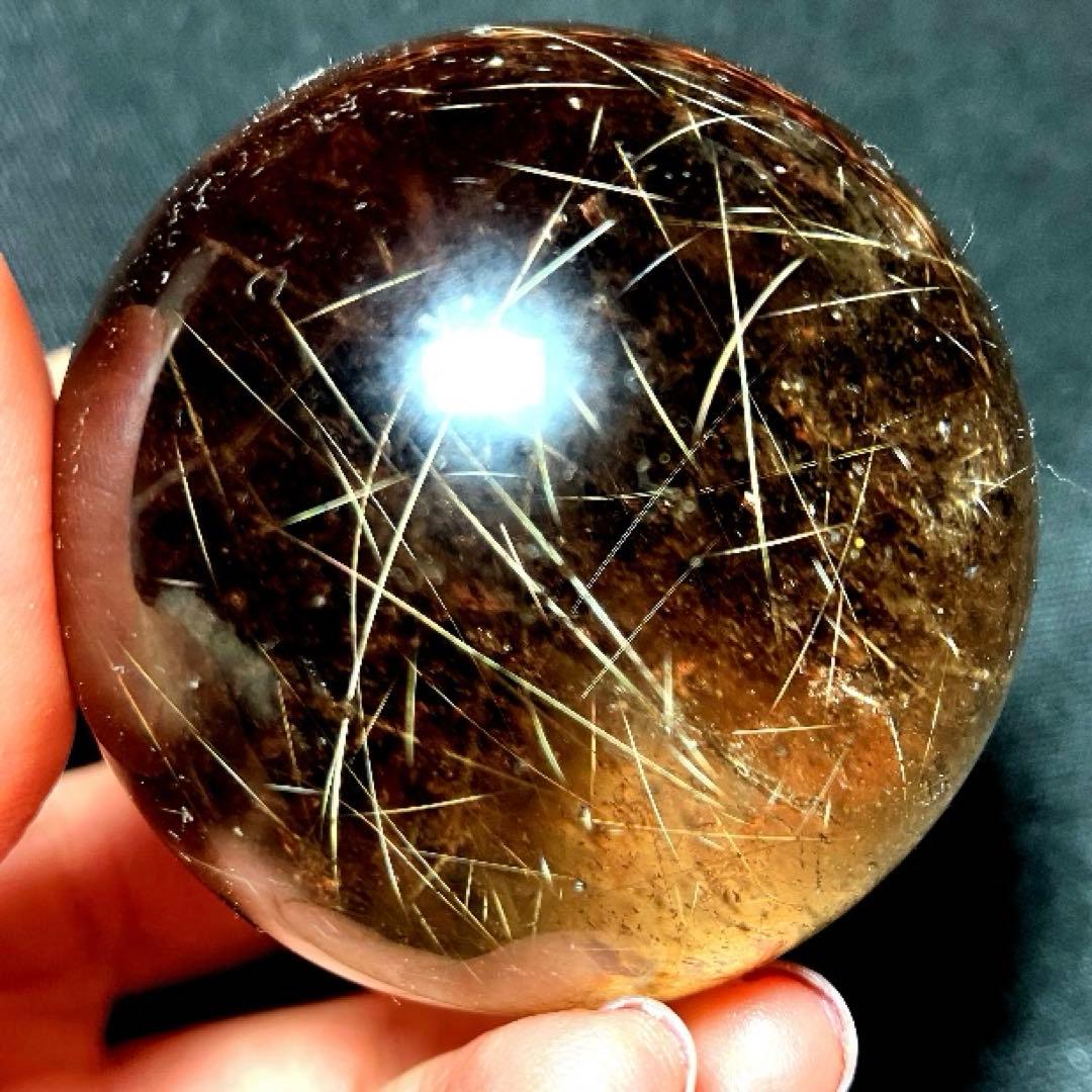 50mm 虹入りゴールドルチルクォーツ　丸玉　スフィア　金針水晶