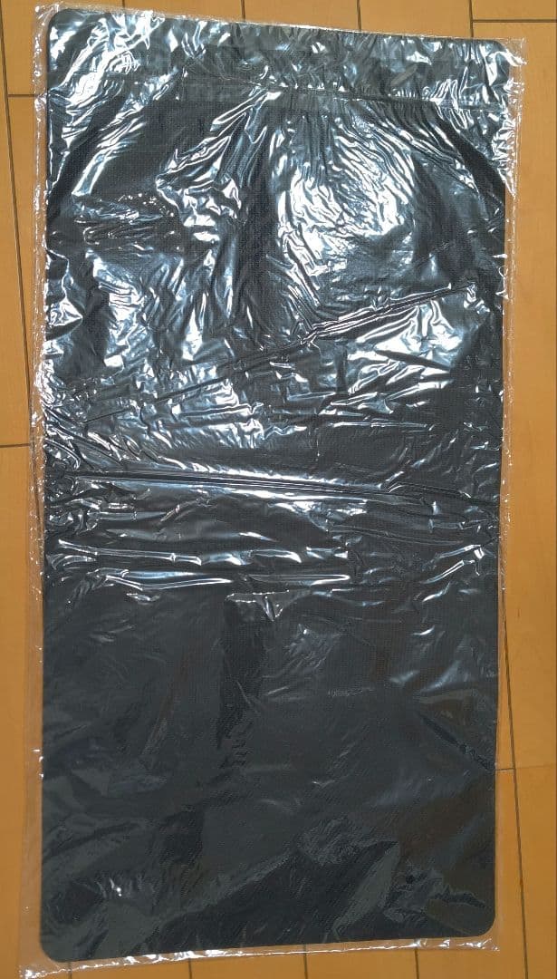 藤田ことね　LAWSONコラボ　プレイマット