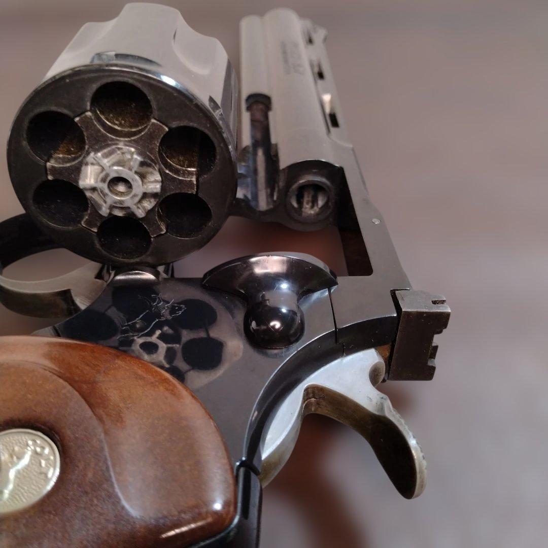 MGC製 コルトパイソン357マグナム 6in ABS製モデルガン　未発火