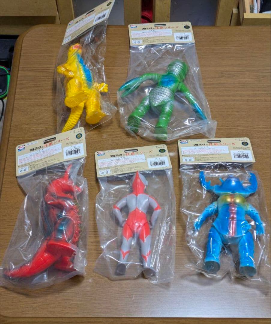 全5種 ブルマァク 怪獣シリーズ 昭和レトロカラー バルタン ゴモラ アントラー
