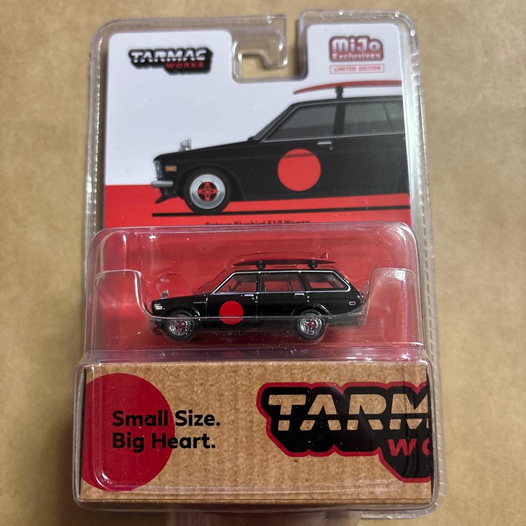 TARMAC WORKS Nissan Sunny 1:64 ミニカー