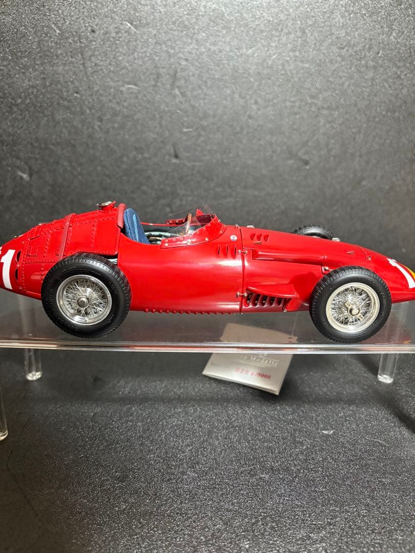 CMC 1/18 Maserati 250F (1957) 限定版