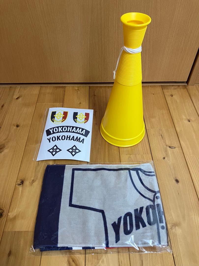 横浜高校　タオル　メガホン　ステッカー