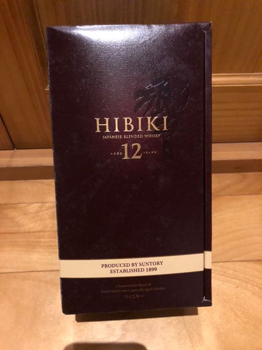 響Hibiki　12年　700ml