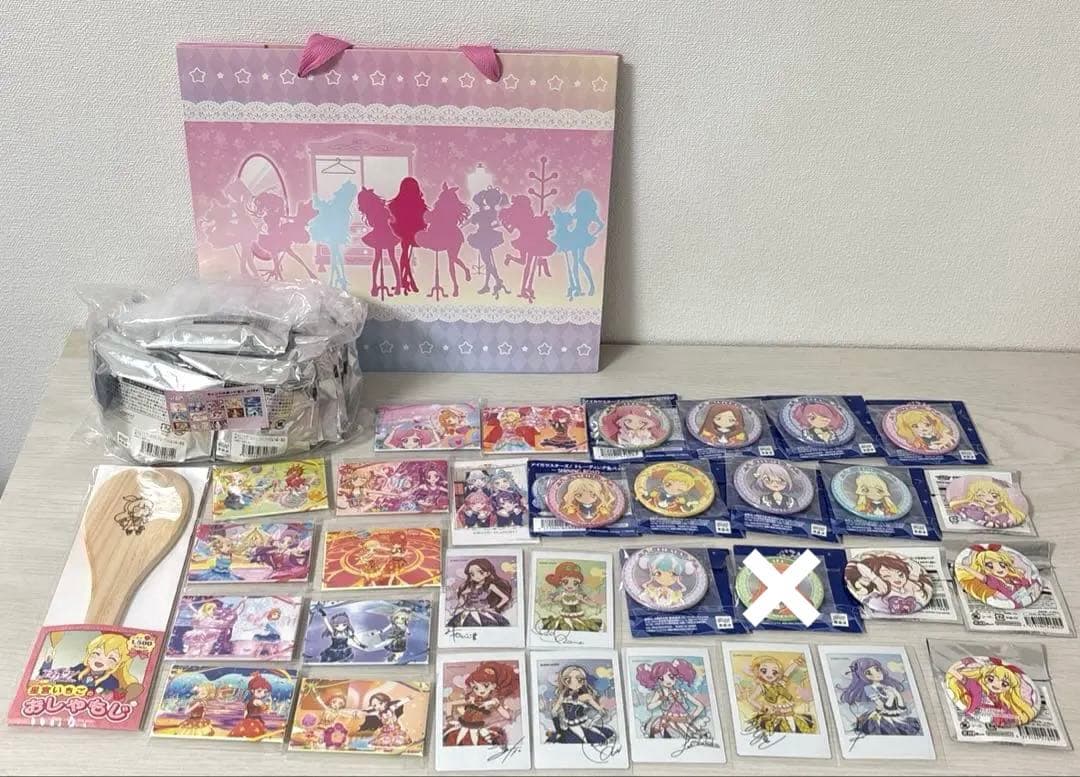 アイカツ グッズ 引退 まとめ売り 缶バッジ ポストカード キャンバスボード