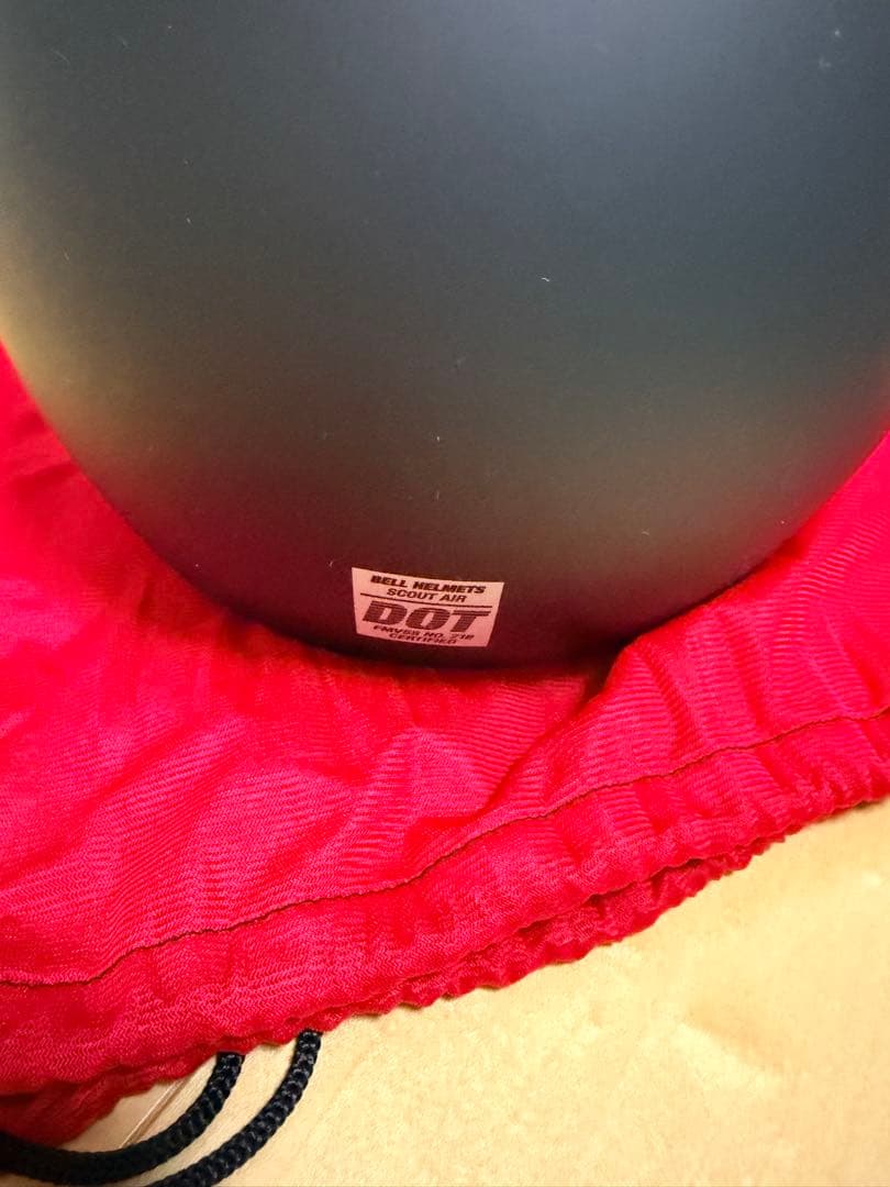 未使用　DOT規格　BELL スポーツ用ヘルメット　Lサイズ