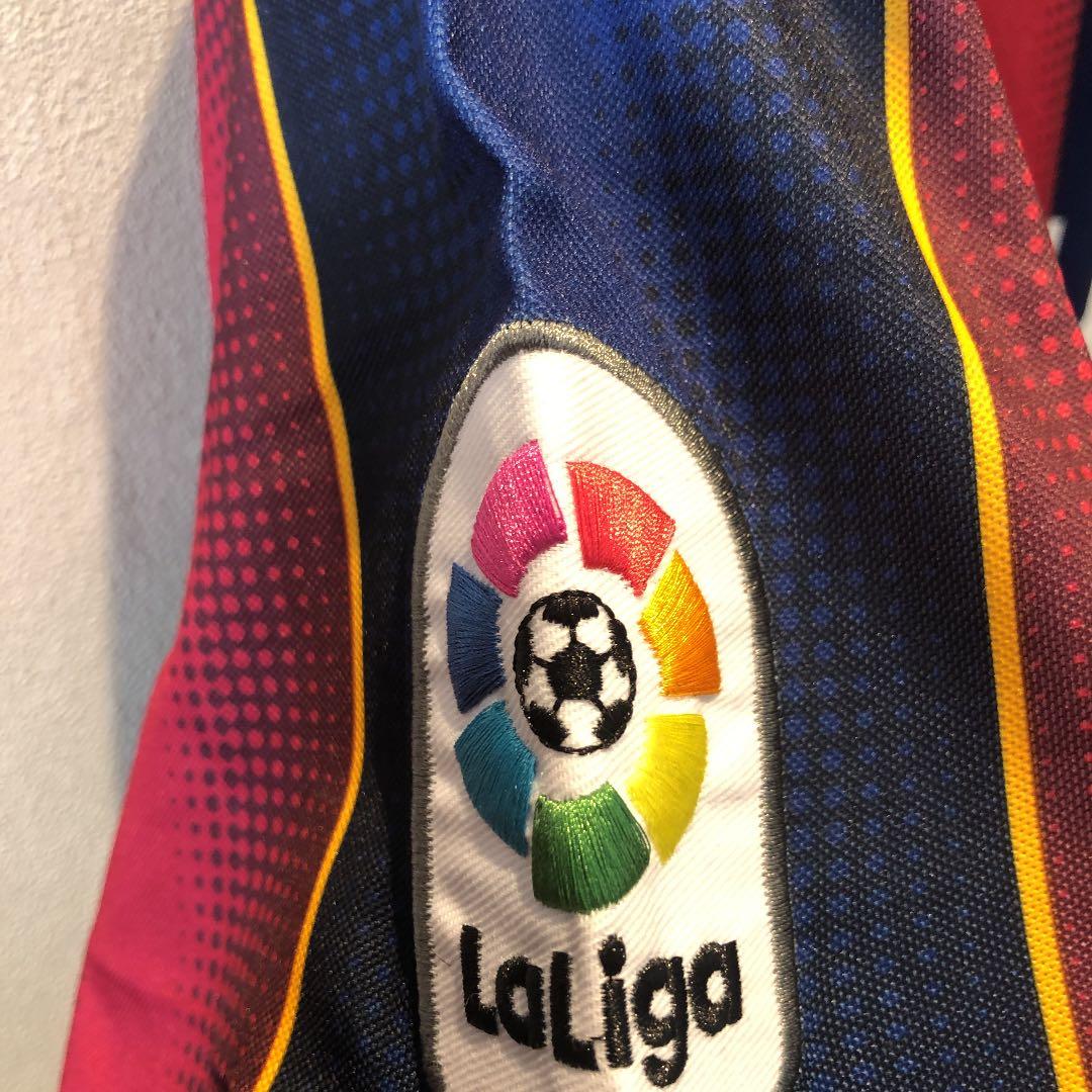 ルイス・アルベルト・スアレス　直筆サイン入りユニフォーム