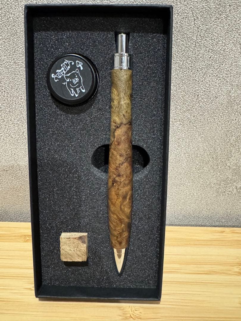 こぶた工房　極上 花梨瘤 赤青　木軸ボールペン