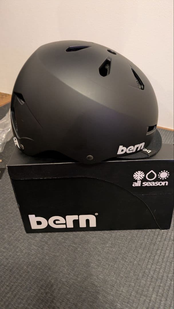 bern 3XL macon バイザー　マットブラック 　極美品