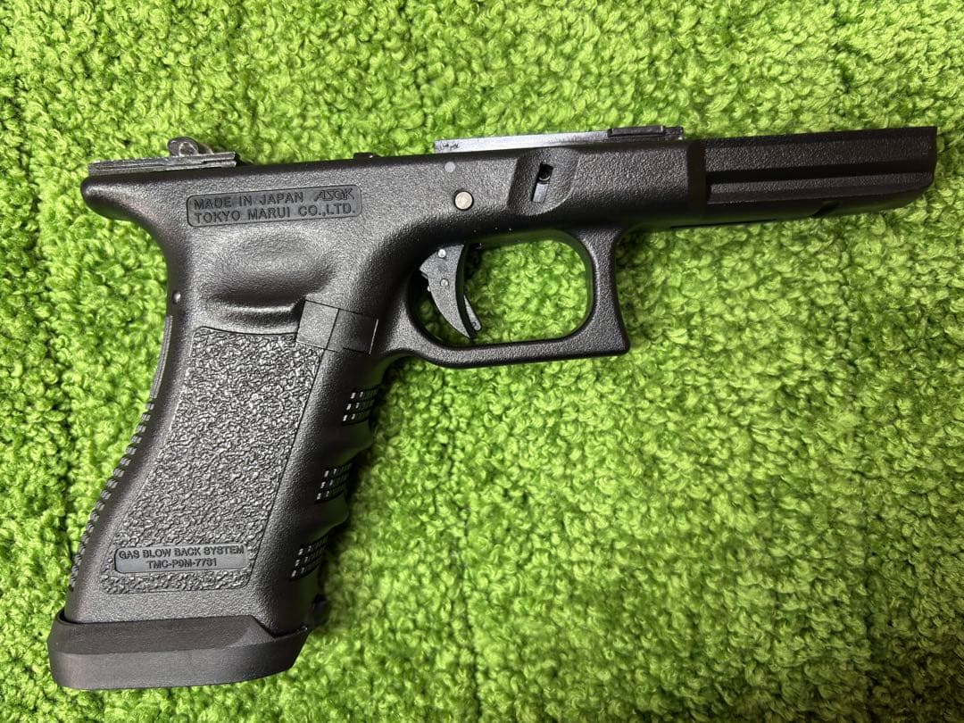東京マルイ グロック17 3rd カスタム品　フリーダムアート　アキュコンプ仕様