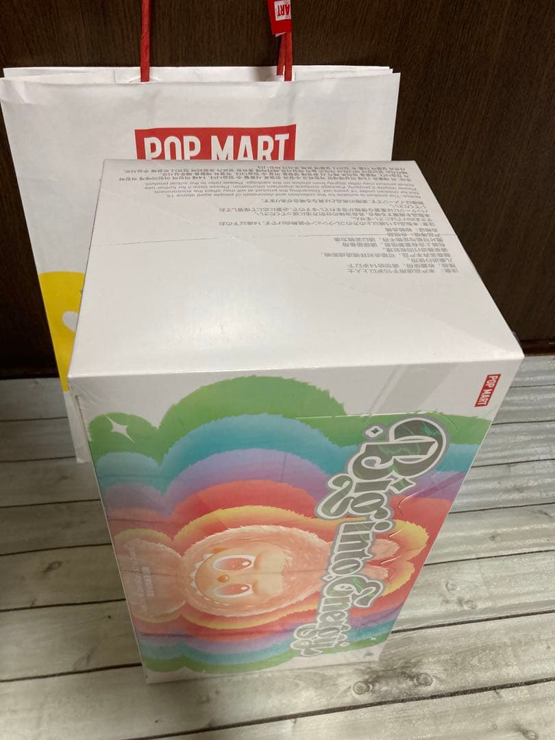 正規品 新品未開封 シュリンク付きLabubu Big into Energy