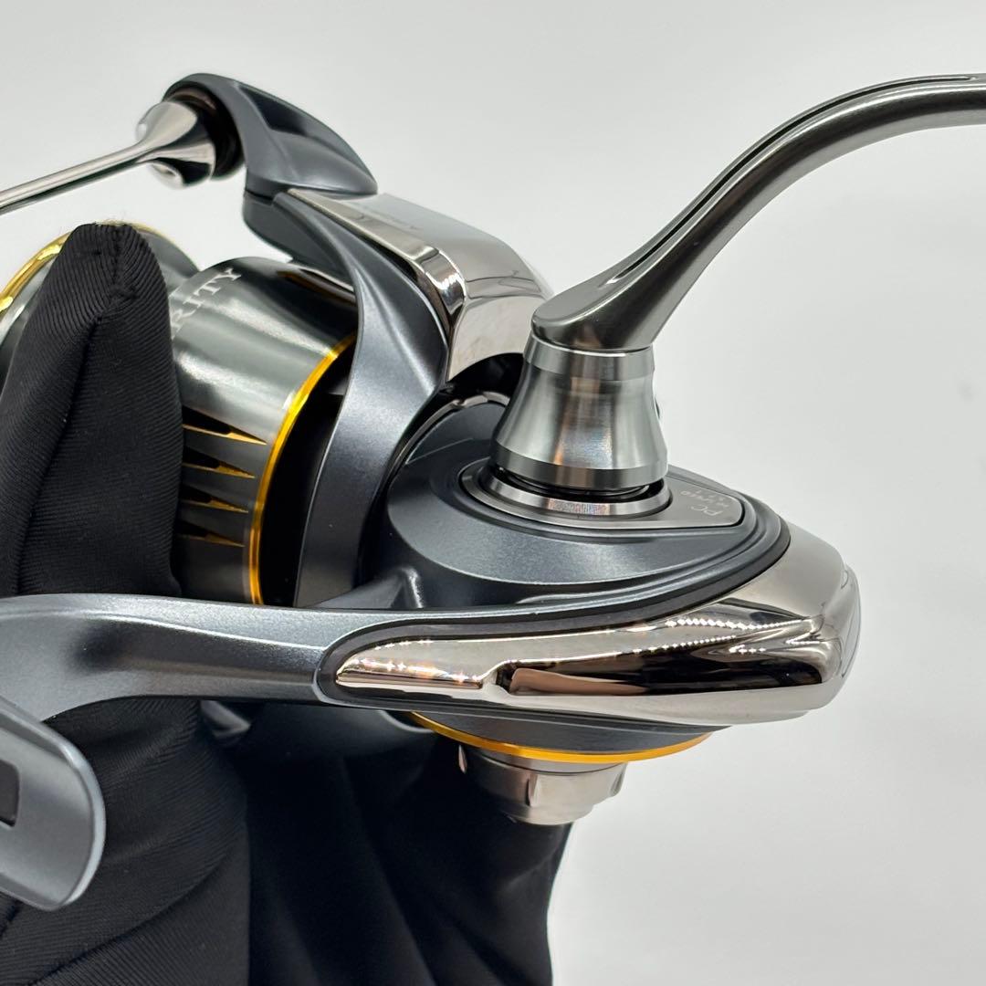 未使用 DAIWA 23AIRITY PC LT2500H 23エアリティ