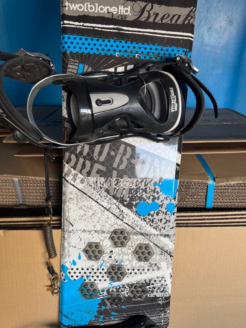 TWO B ONE スノーボード ビンディング付 154cm