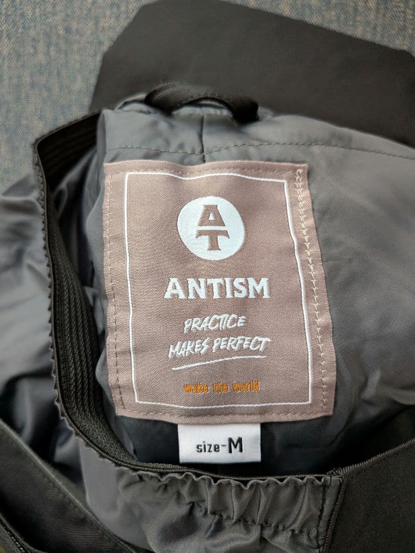 新品未使用 ANTISM スノーボード アンティズム　パンツ Mサイズ