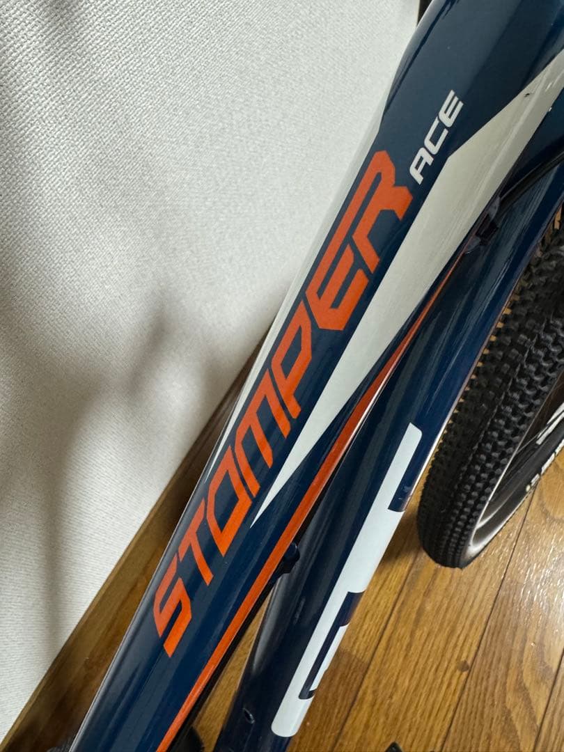 GT マウンテンバイク 26インチ 【子供用自転車】【直接お引き取り希望】