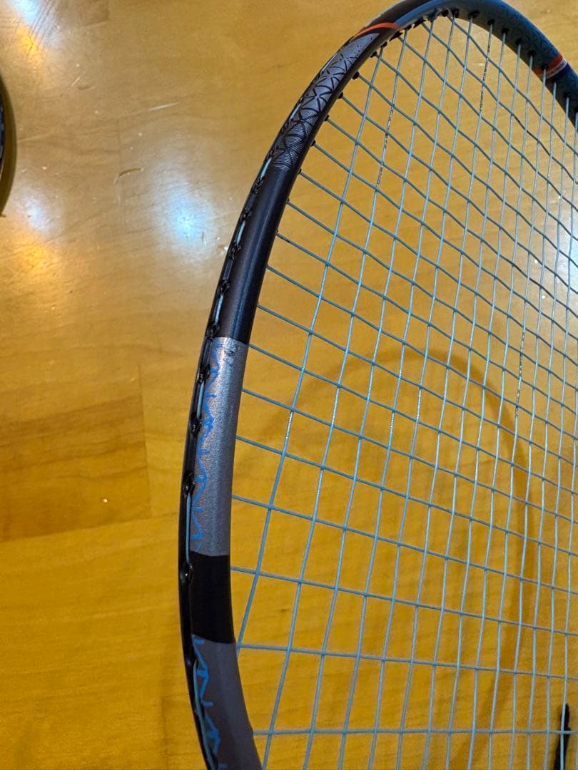 バドミントンラケット SATTELITE