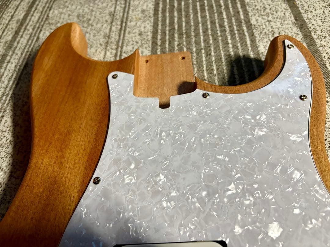 ストラトボディ