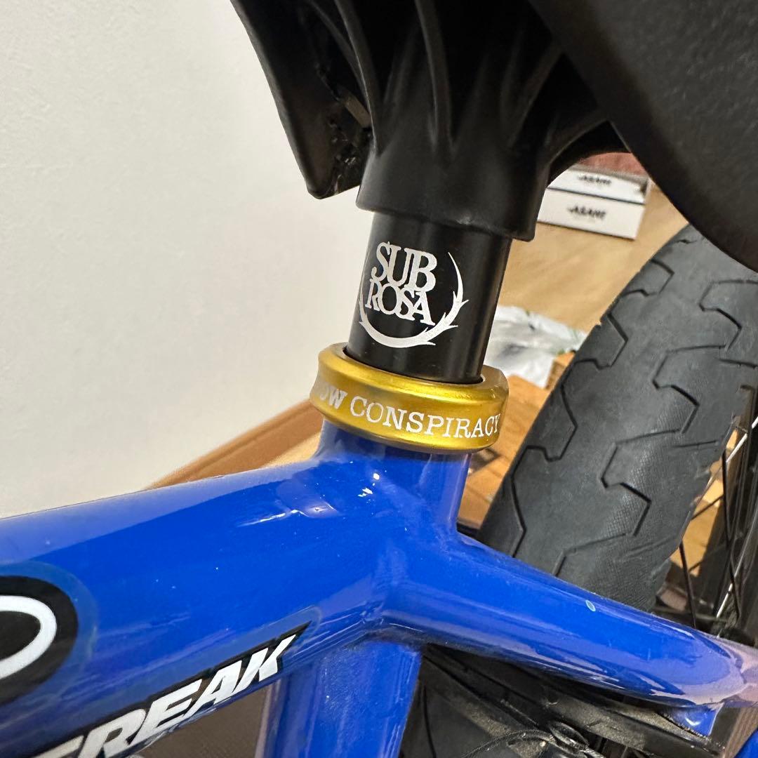 SUBROSA BMX18インチ 青