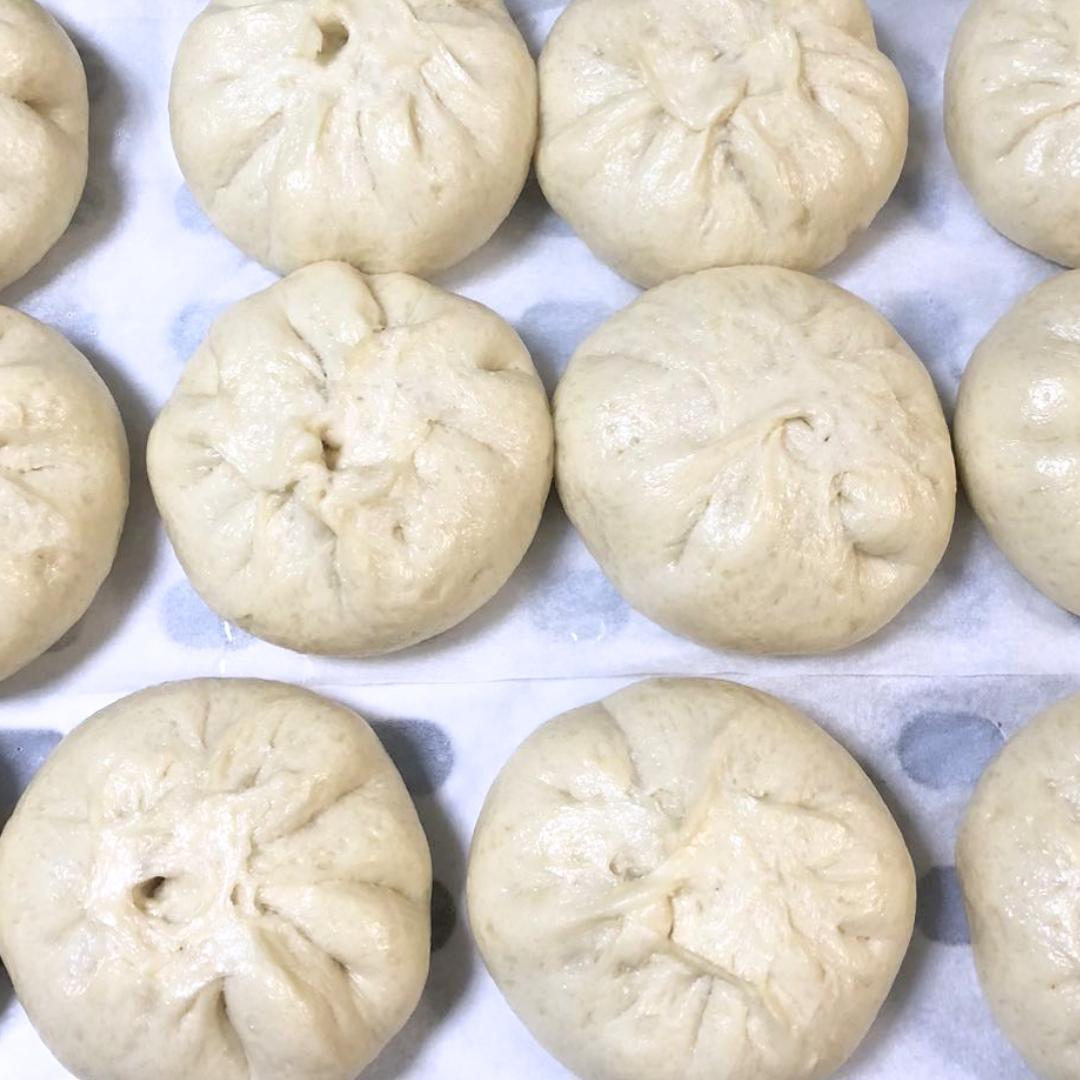 長野県産 白馬豚 豚まん180g x 6個x3 レアチーズx1 バスクx1 #4