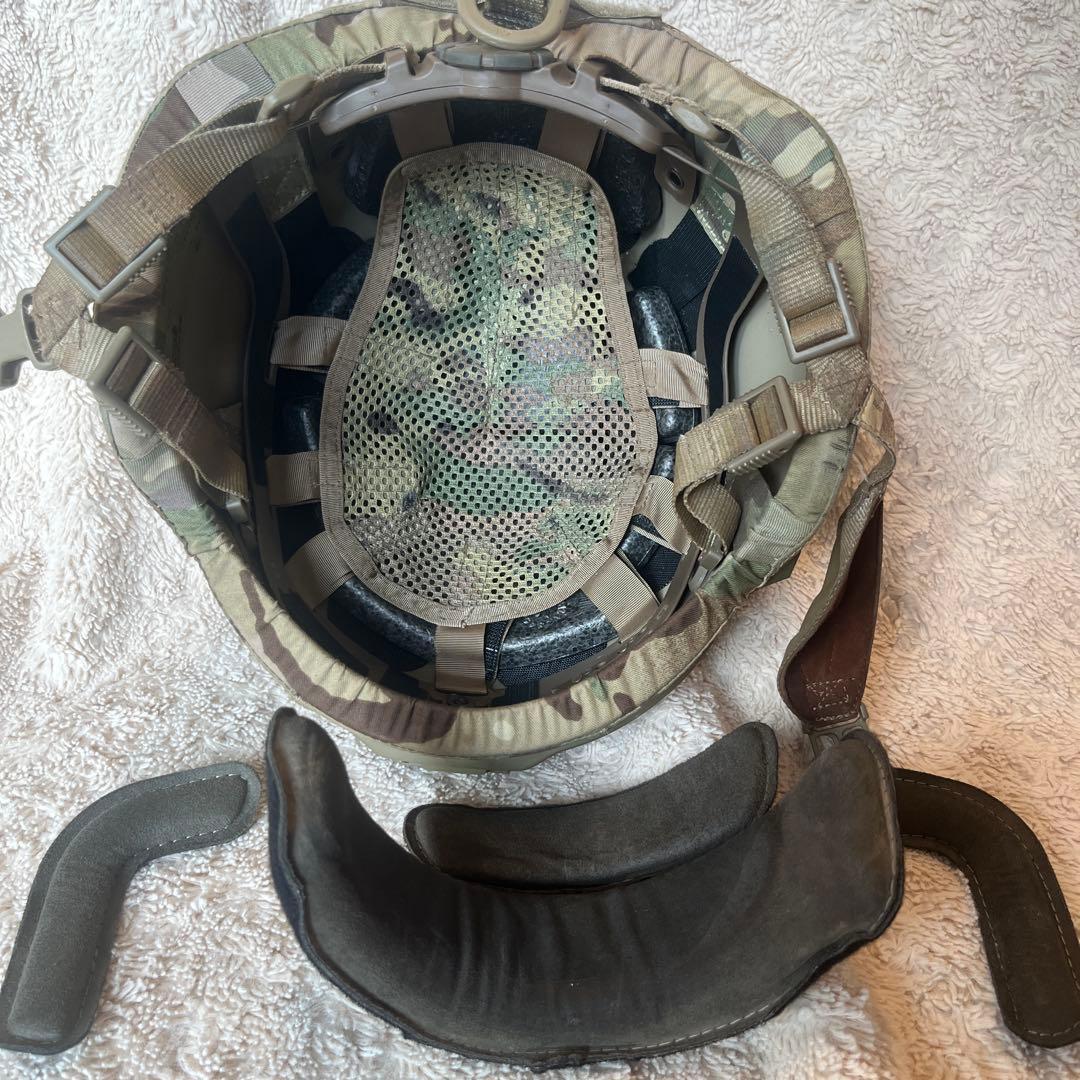 ＜希少＞イギリス軍放出品Virtus ヘルメット＆MTPカバー　サイズS