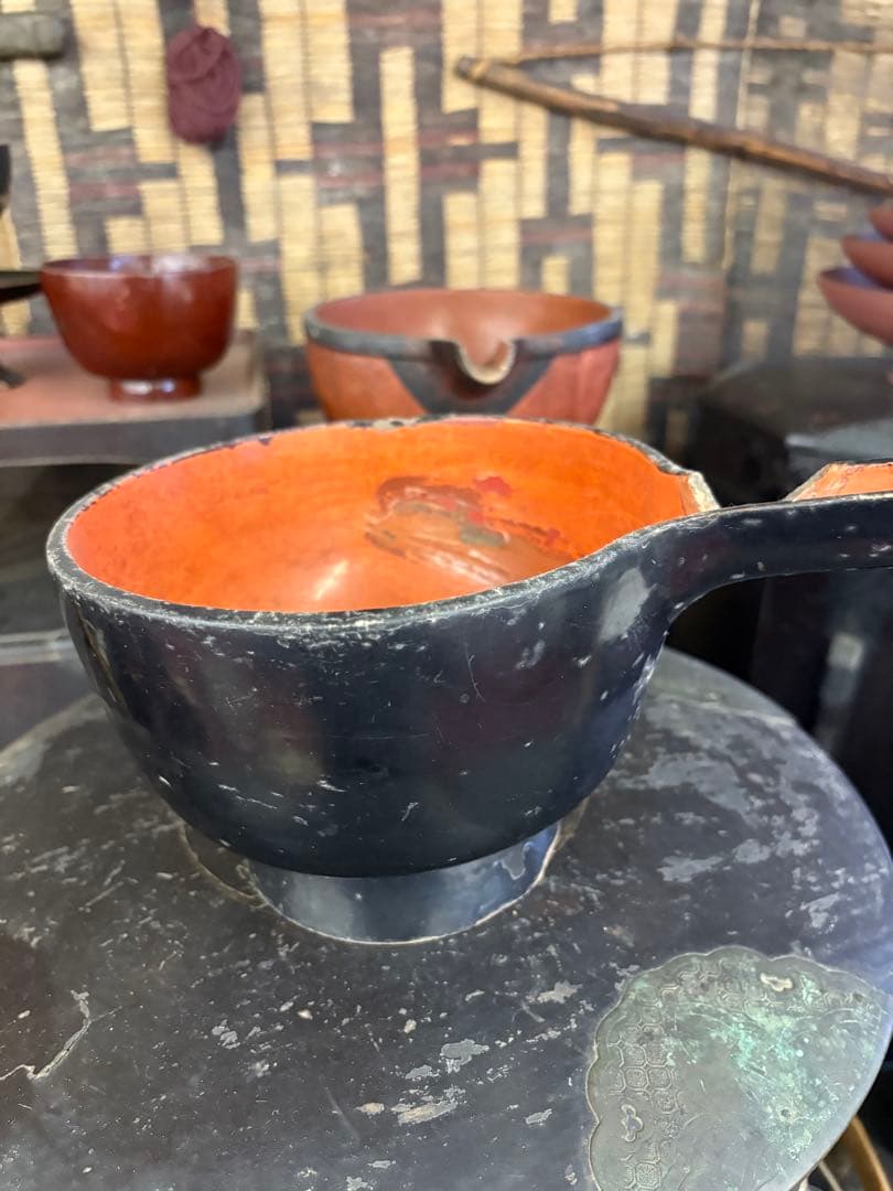 アイヌ　エトゥヌプ　片口　儀礼用　イヨマンテ　民具　漆器　根来塗り　明治〜戦前か