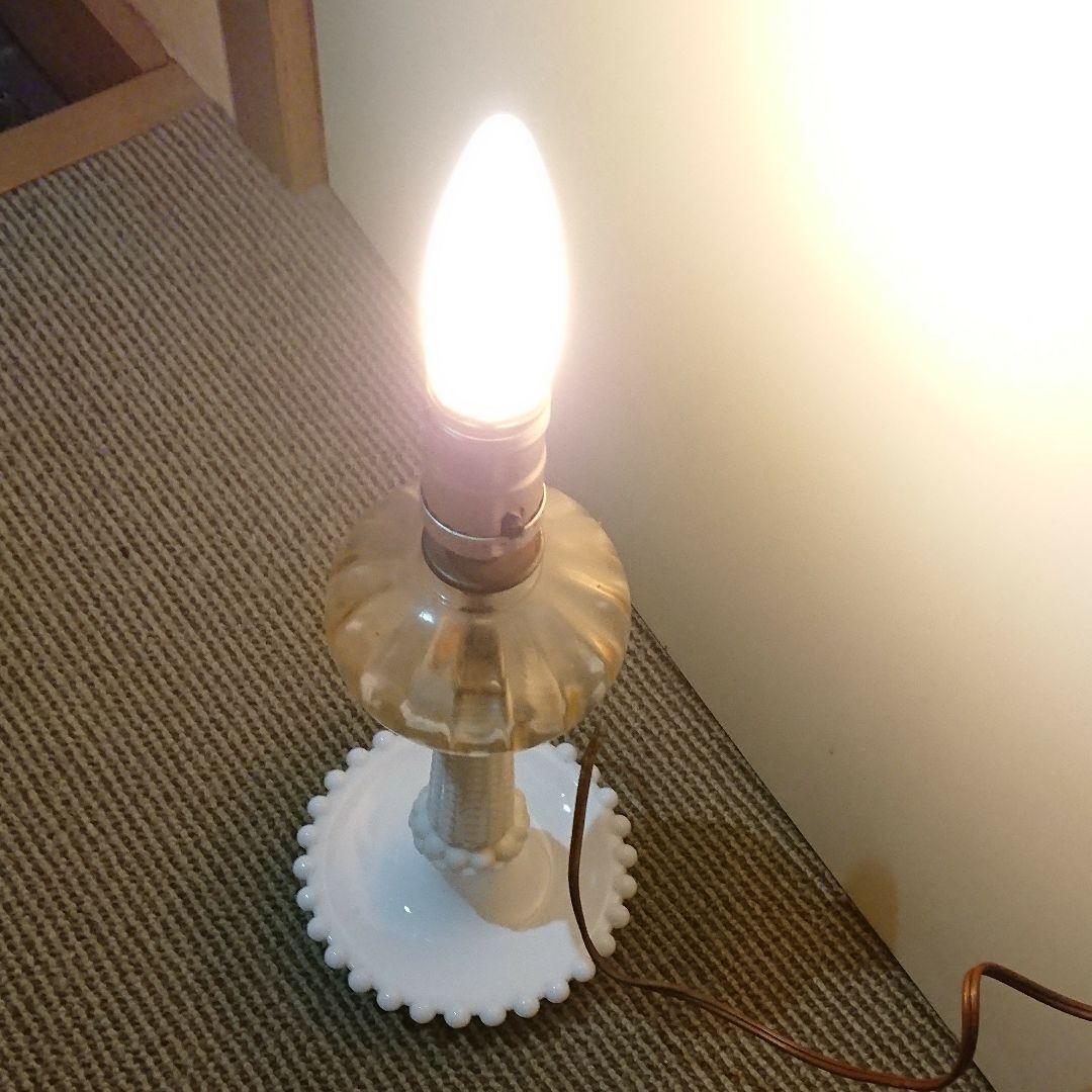 ヴィンテージ ミルクガラス ランプ